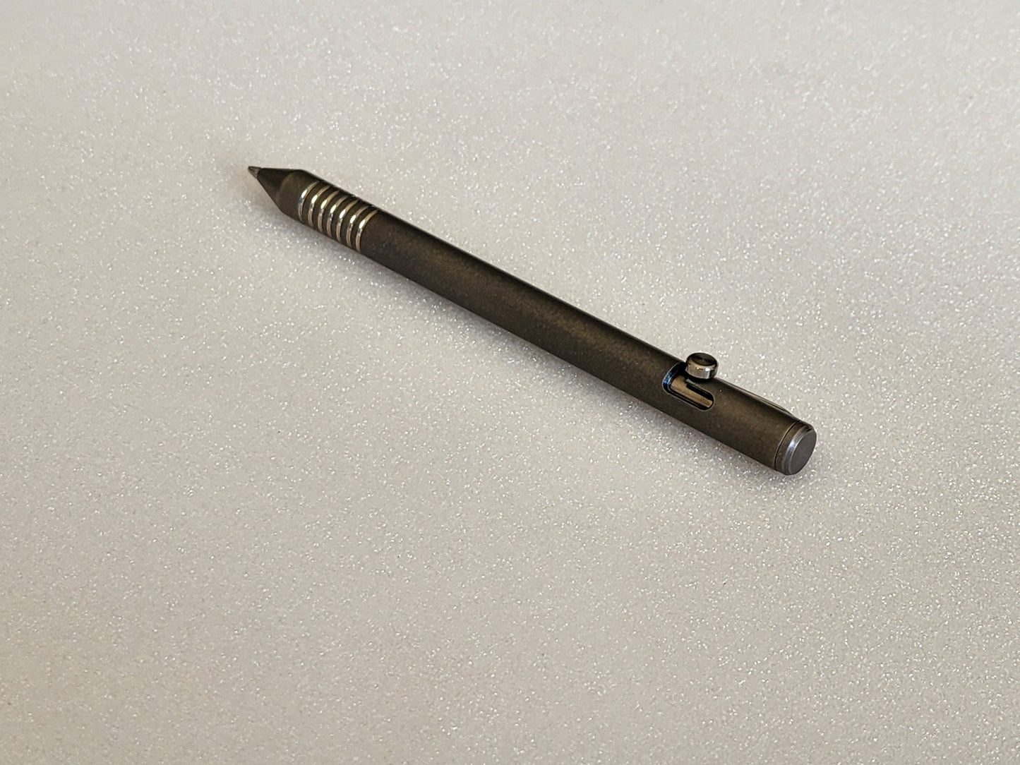 MIG Bolt Pen (Titanium) - Makers Carry